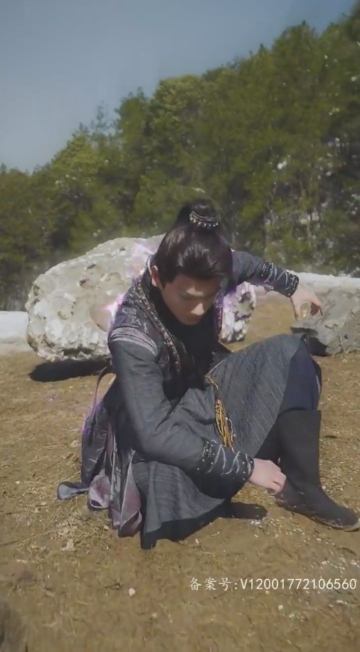 下山后，絕世美女非要拜我為師(全集)